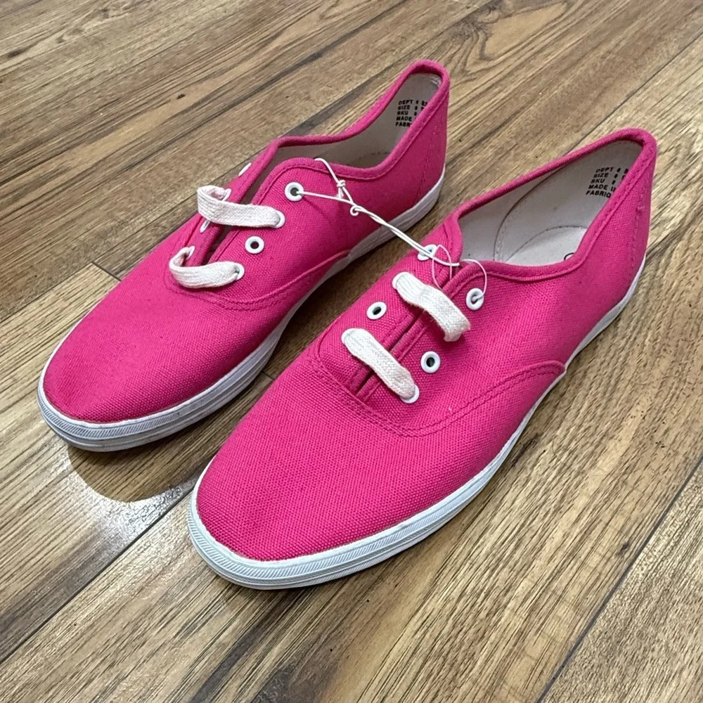 UNWORN TRULY WOMENS VIBRANT PINK SNEAKERS - Picture 3 of 11